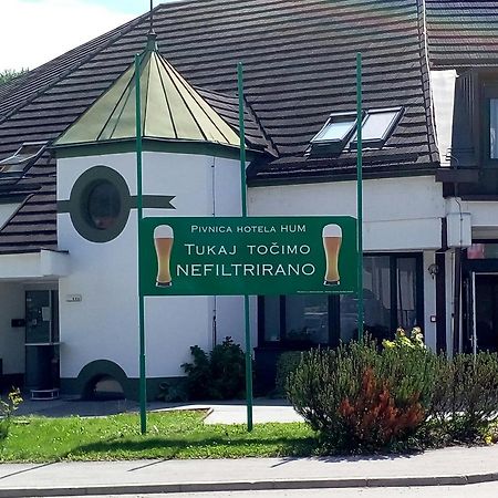 Hotel Hum Lasko Exterior photo